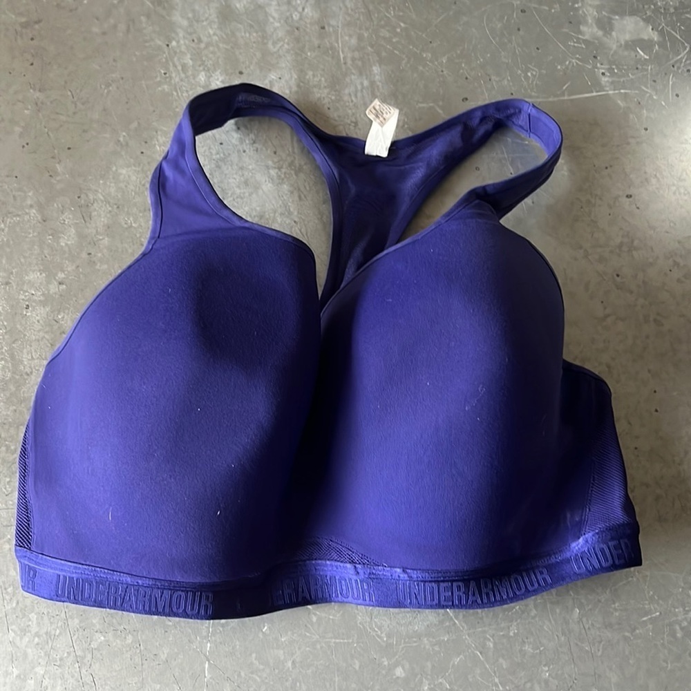 Sports bra